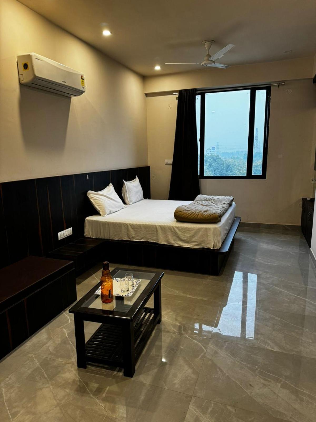 Hotel Karma Jaipur Luaran gambar